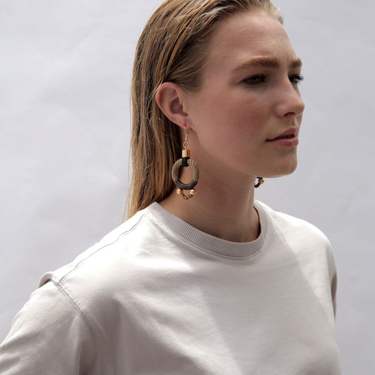 ALPHA EARRINGS Beige Olive