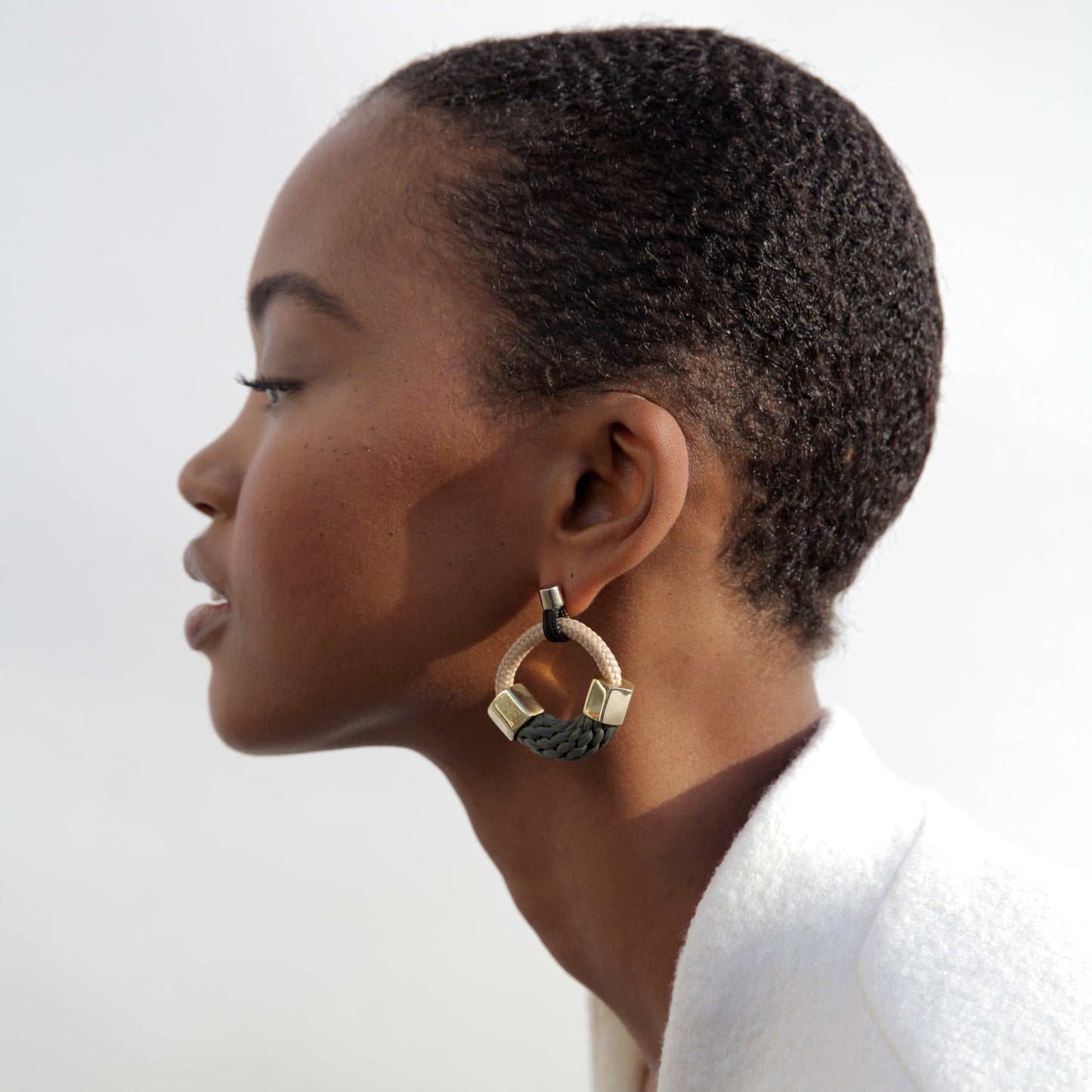 ITHACA EARRINGS Beige Olive