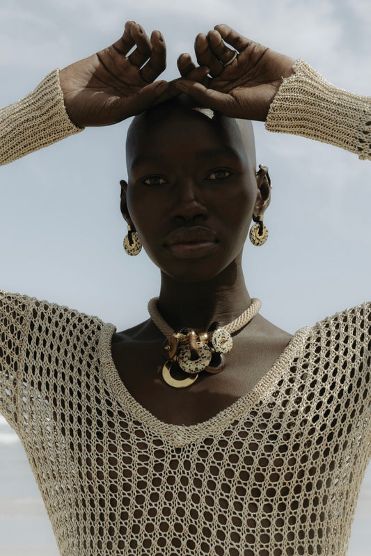 SATYA NECKLACE Beige